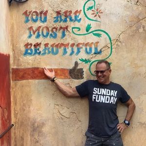 Meet your Posher, Guy